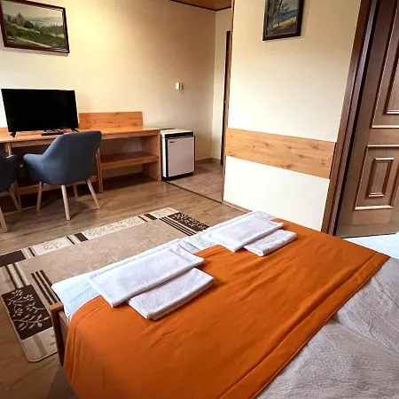 Guest house Kantas Vendeghaz *